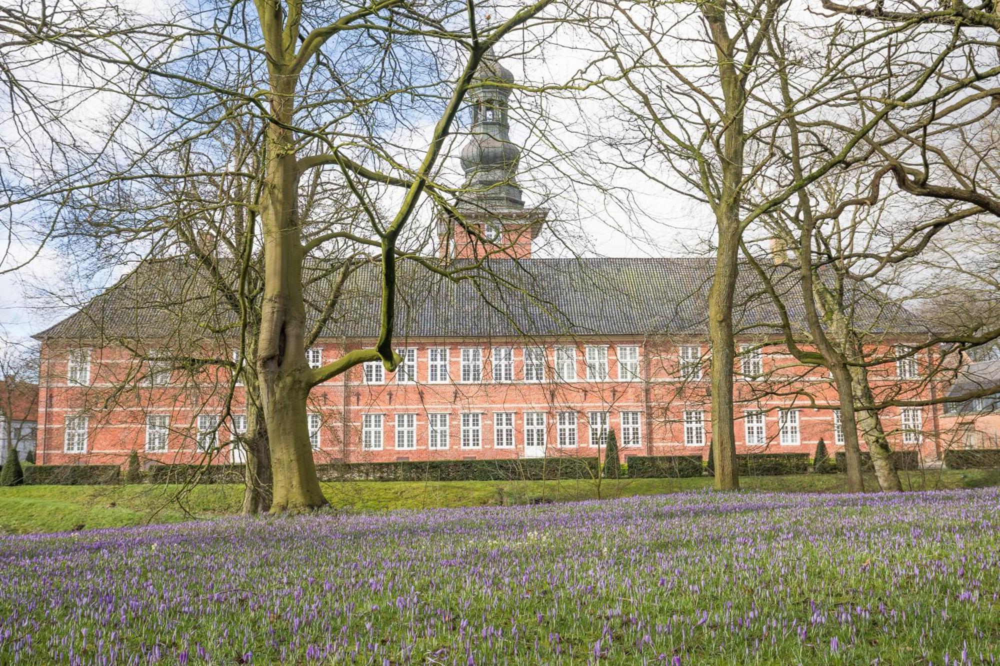 Am Schlosspark Husum  Exterior photo